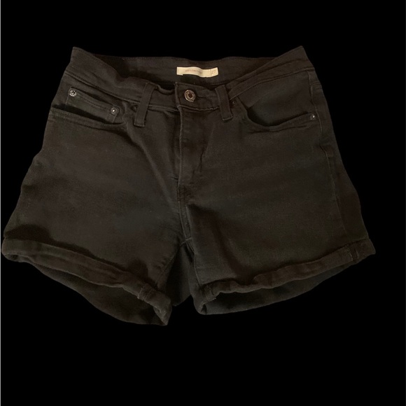 Levis Mid-Length Black Shorts - Picture 1 of 3